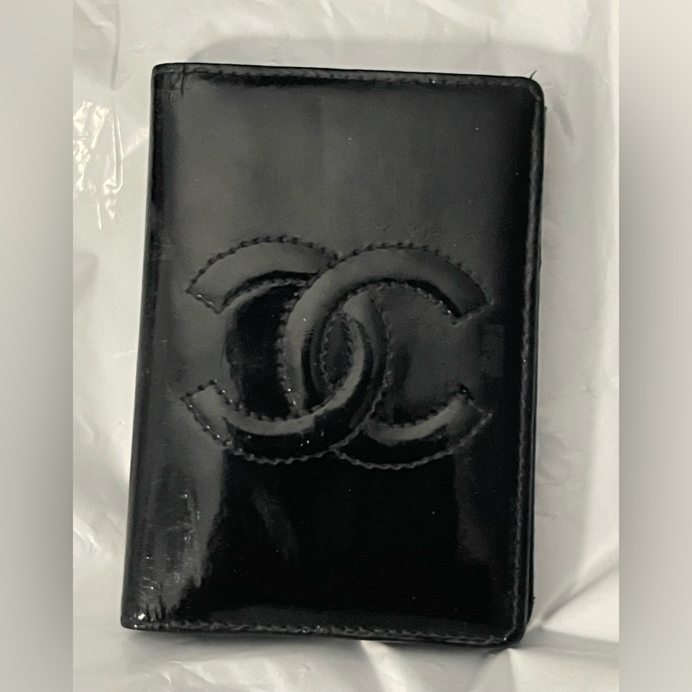 Sold CHANEL logo patent leather Black small wallet/ Card holder